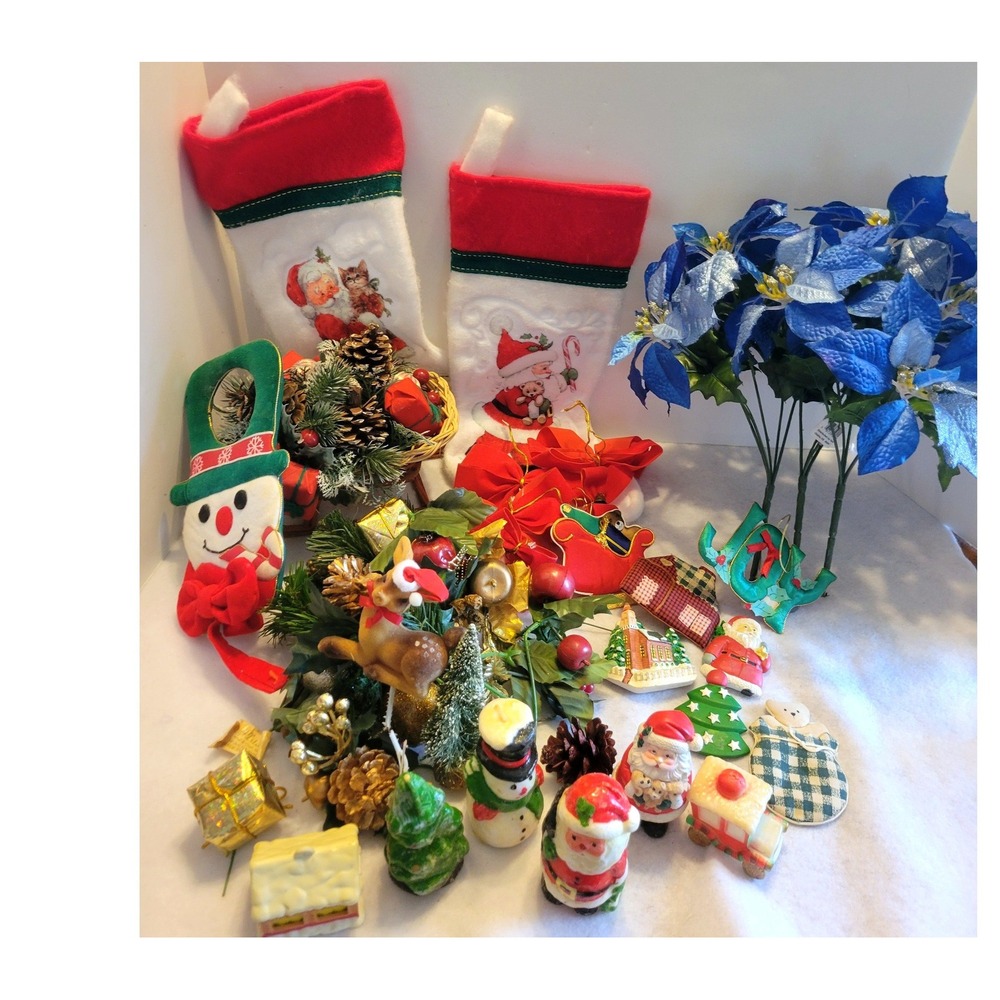 Christmas Decor Lot of Retro Vintage Farmhouse Stockings Holiday Magnets Candles